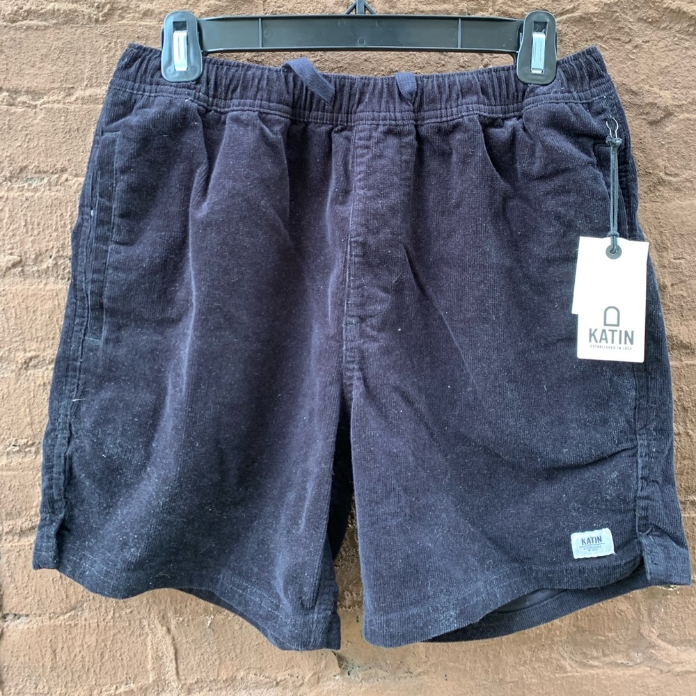 BRAND NEW Katin corduroy black shorts